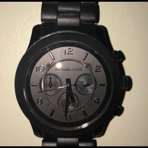 ✨🖤Black Michael Kors Watch🖤✨